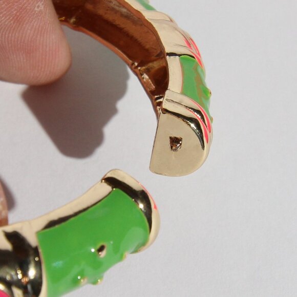 Vintage FORNASH Gold Tone w/ Green and Pink Enamel Bangle Bracelet 2.36" D - Picture 3 of 8